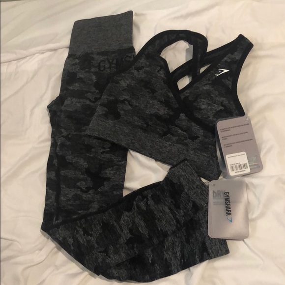 Gymshark Other - Gymshark camo seamless bra and leggings xs